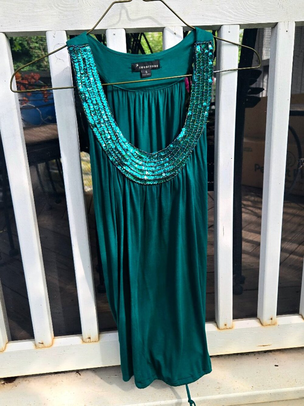 Luxurious emerald green sequin top